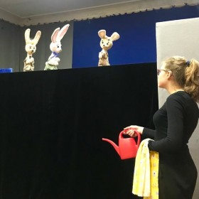 В колледже прошёл показ работы студентов первого курса  специальности «Актерское искусство» по виду «Актёр кукольного театра», руководитель и режиссёр Валентина Васильевна Дружинина.