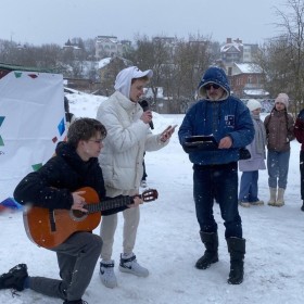 25 января в Калуге в сквере имени Волкова прошла увлекательная игра “Студенческие забавы”!🙌 📚