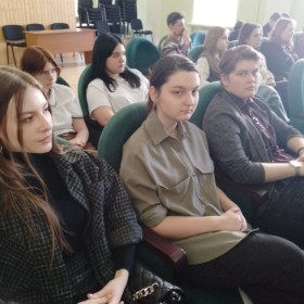 Сегодня сотрудники Агентства развития бизнеса Калужской области провели встречу со студентами колледжа.