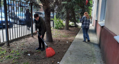 🌱3 мая в Калужском областном колледже культуры и искусств прошёл субботник по уборке территории.