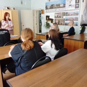 5 июня в Калужском областном колледже культуры и искусств  прошла встреча студентов с сотрудником Наркологического диспансера г. Калуги Изотовой Н.Е.