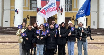 Наши студенты активно участвовали в шествии на Театральной площади, посвященном Дню студенчества!