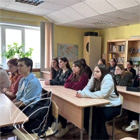 В нашем колледже прошла встреча с Никитиным Владимиром Эммильевичем, рядовым добровольцем Донбасса 2015 года.
