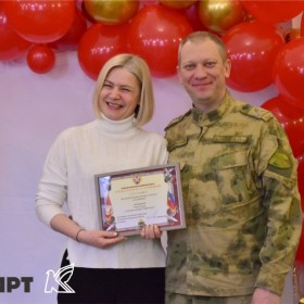 Награждение победителей конкурса «АРТ•ТОЧКА» в номинации «ПАРТА ГЕРОЯ»