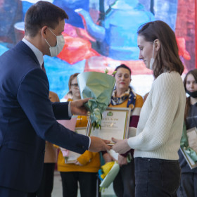 6 октября в Калужской областной филармонии состоялось награждение победителей ежегодных областных конкурсов на присуждение именных стипендий Правительства Калужской области.